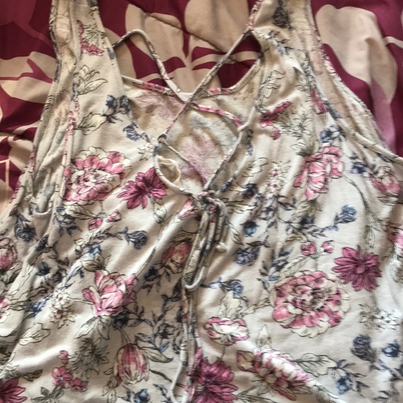 Flower top - Picture 3 of 5